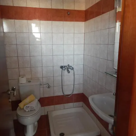Hotel Kantas 2*